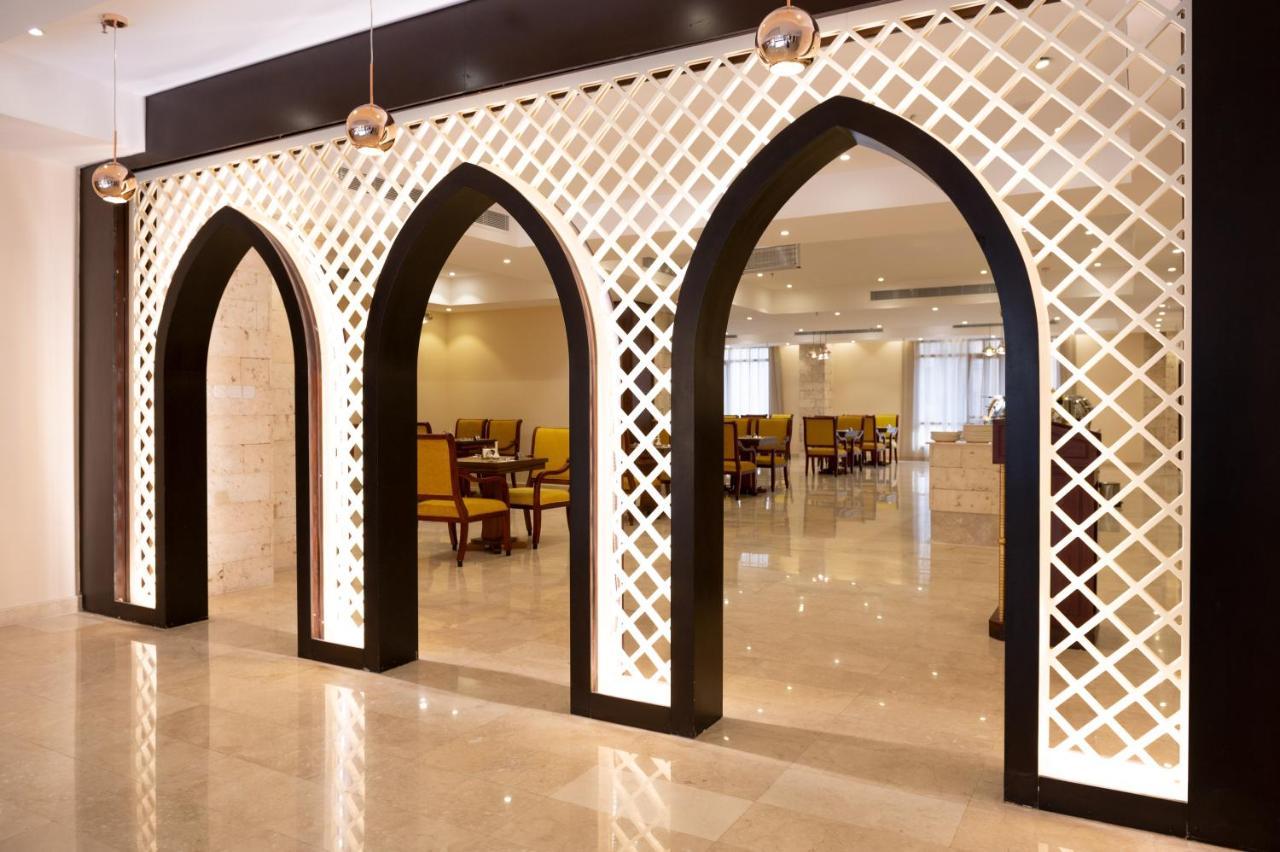 Seasons Park- Mawasim Al Hay At Hotel Jiddah Esterno foto